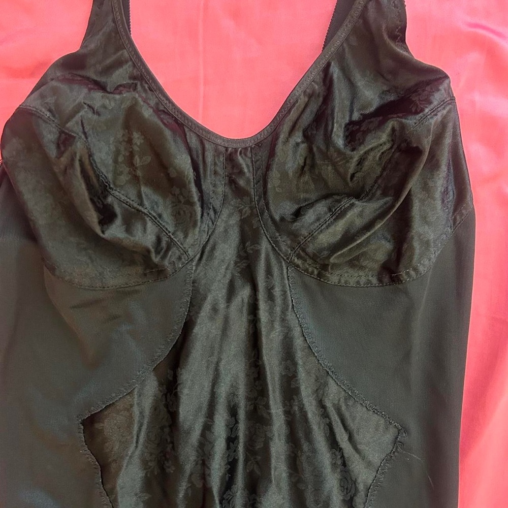 Elegant Black Lace Women's Intimate